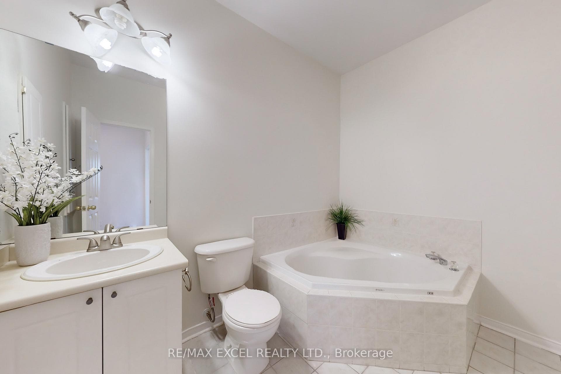 110 Cornell Park Avenue Unit C205 photo 29