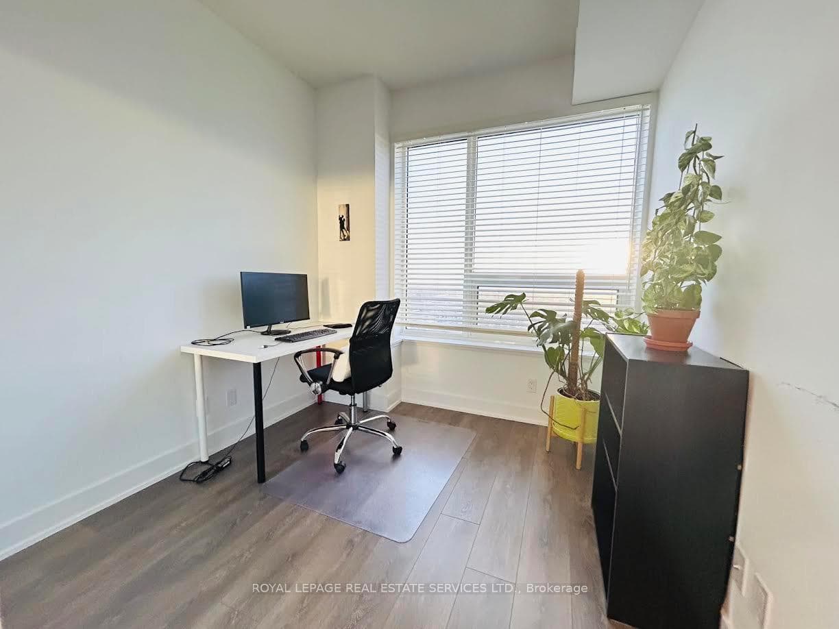 297 Oak Walk Drive Unit 1604 photo 8