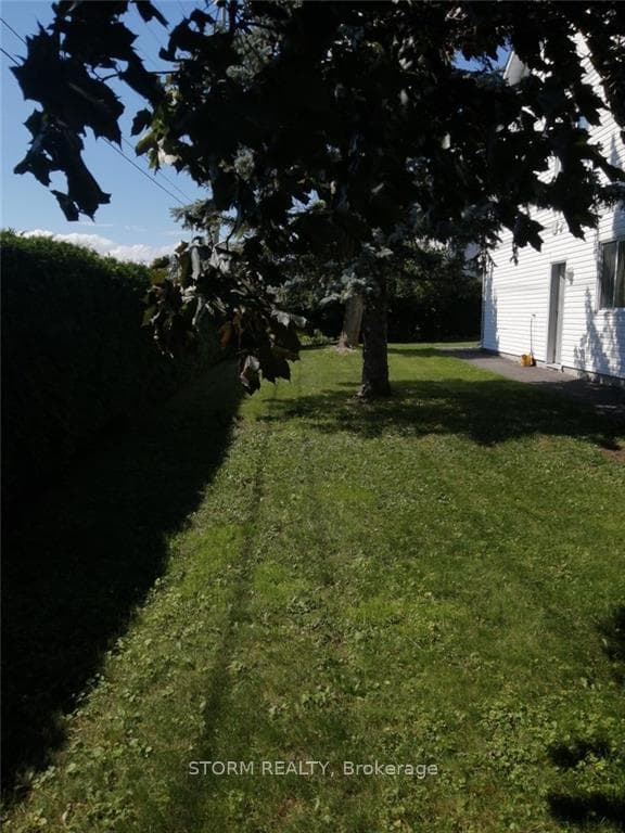 105 ANIK Street photo 26