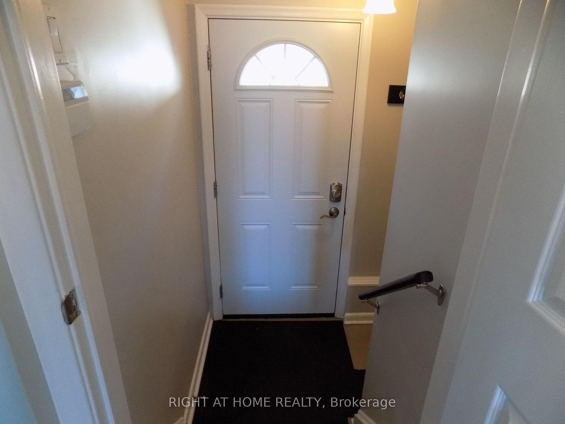 1128 Checkers Road photo 14