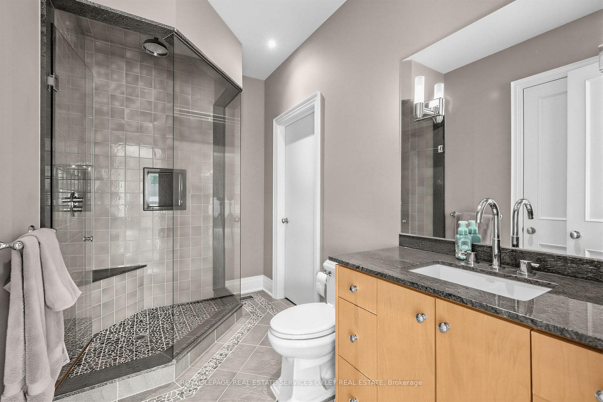 155 South Drive photo 26