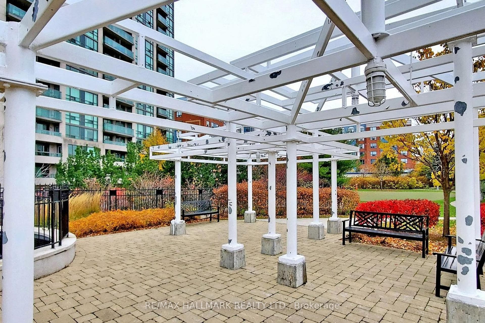 68 Grangeway Avenue Unit 1510 photo 43