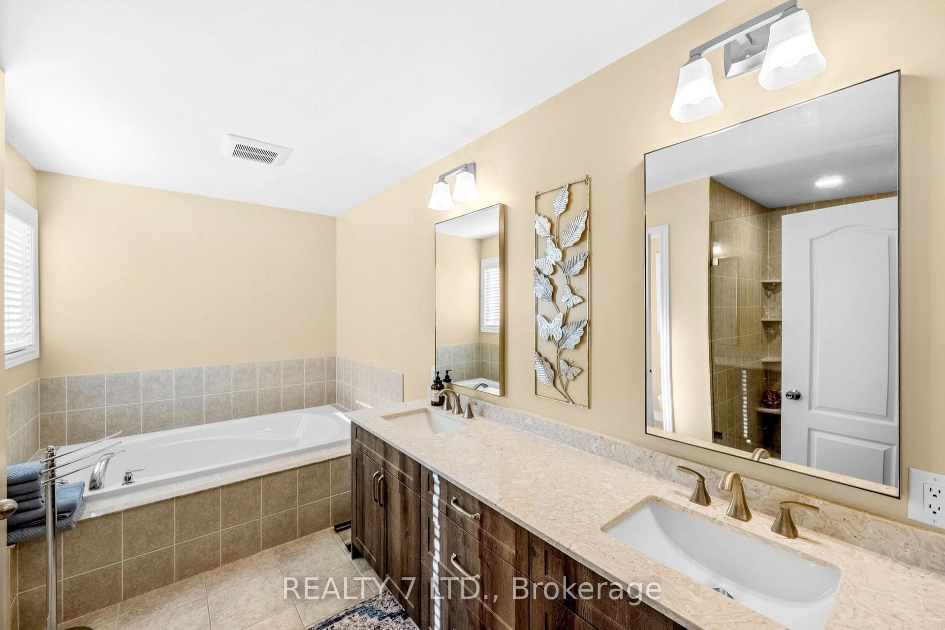 3217 Swiss Court photo 26