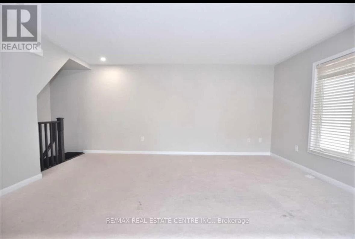 567 Pharo Point photo 7