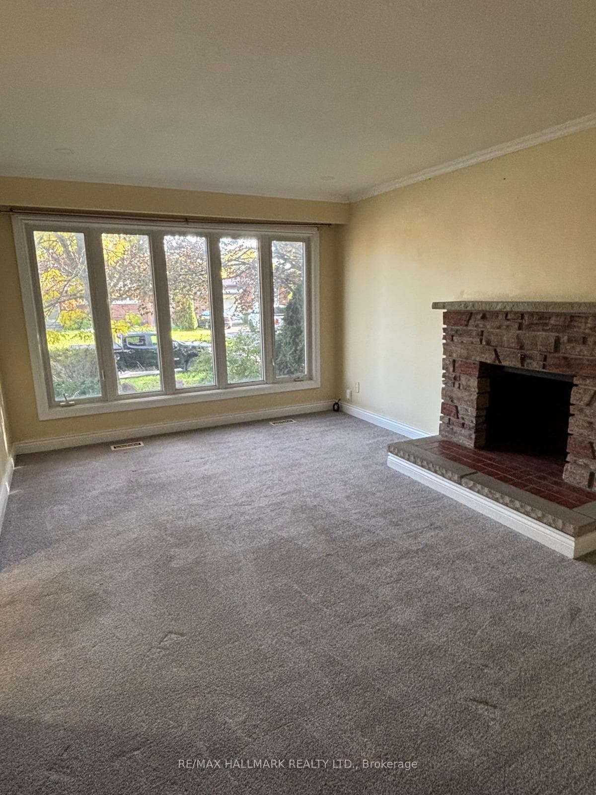 404 Glendale Avenue photo 5
