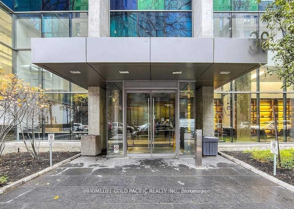Building entrance