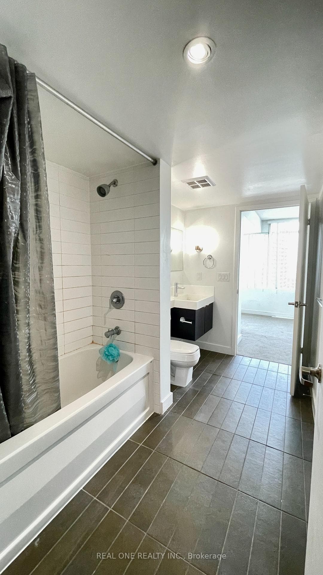25 Telegram Mews Unit 2816 photo 16