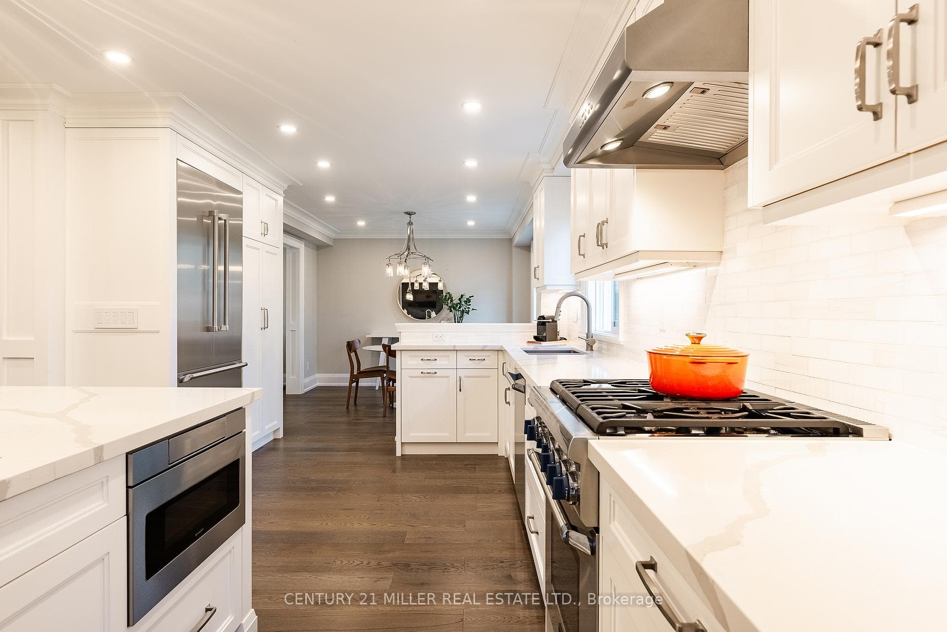 327 Macdonald Road photo 10