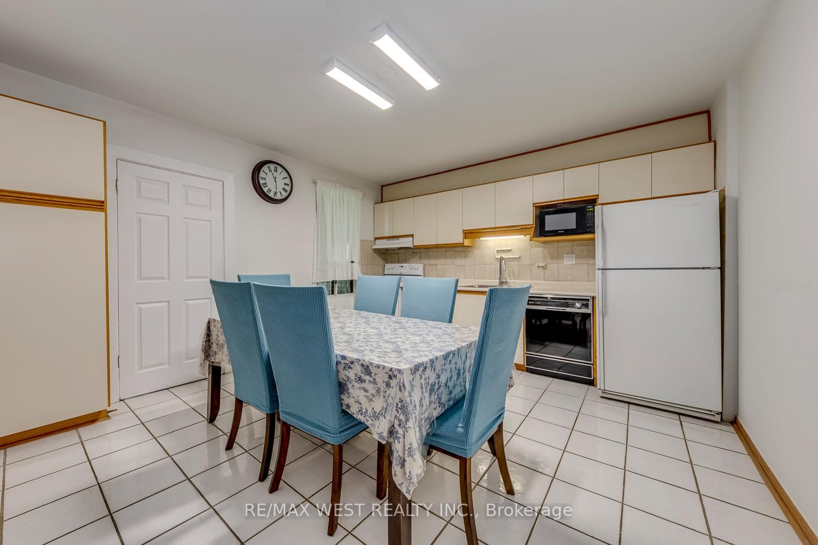 170 Pacific Avenue photo 16