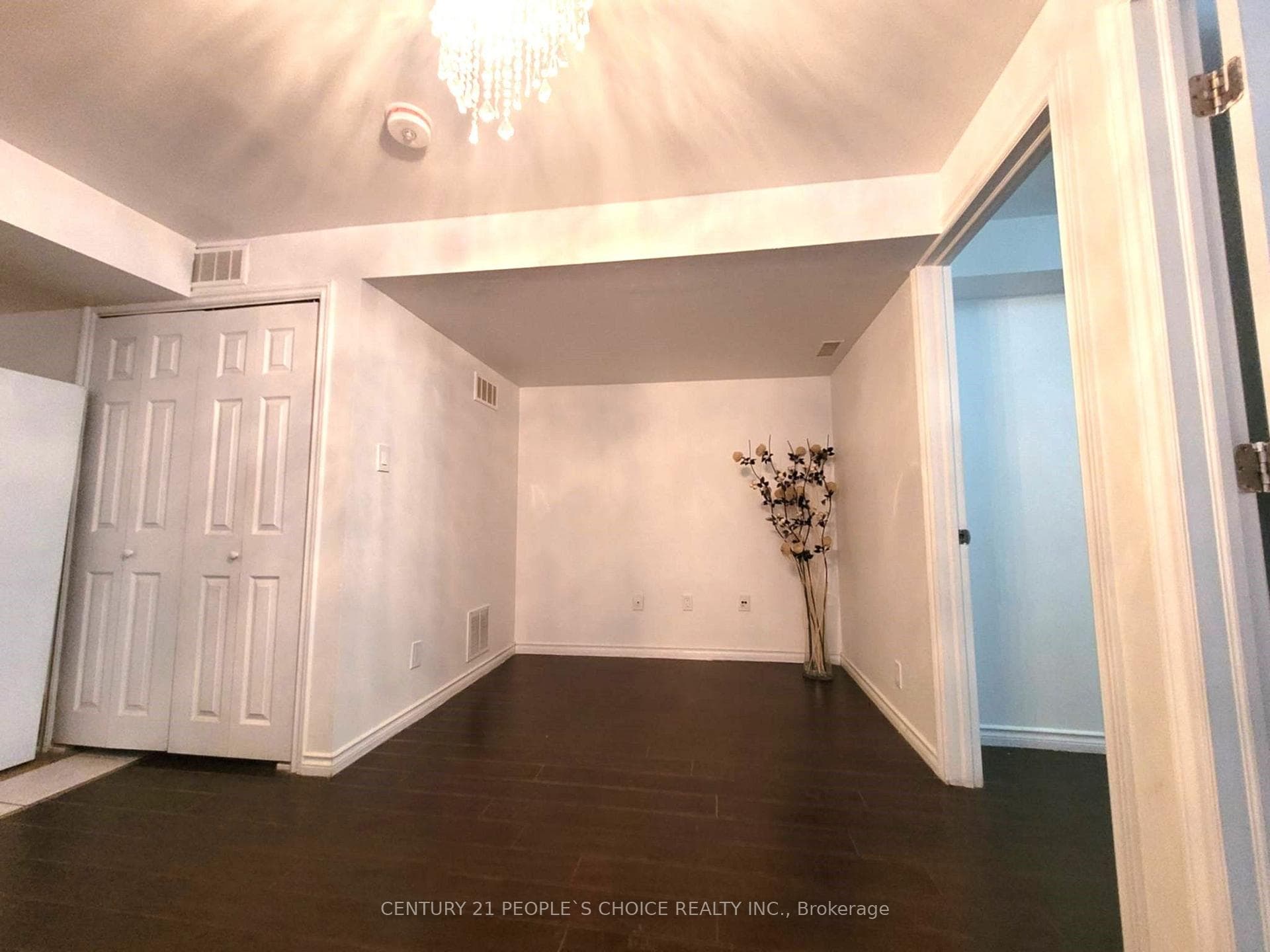 40 Palm Tree Road Unit (Basmt) photo 8