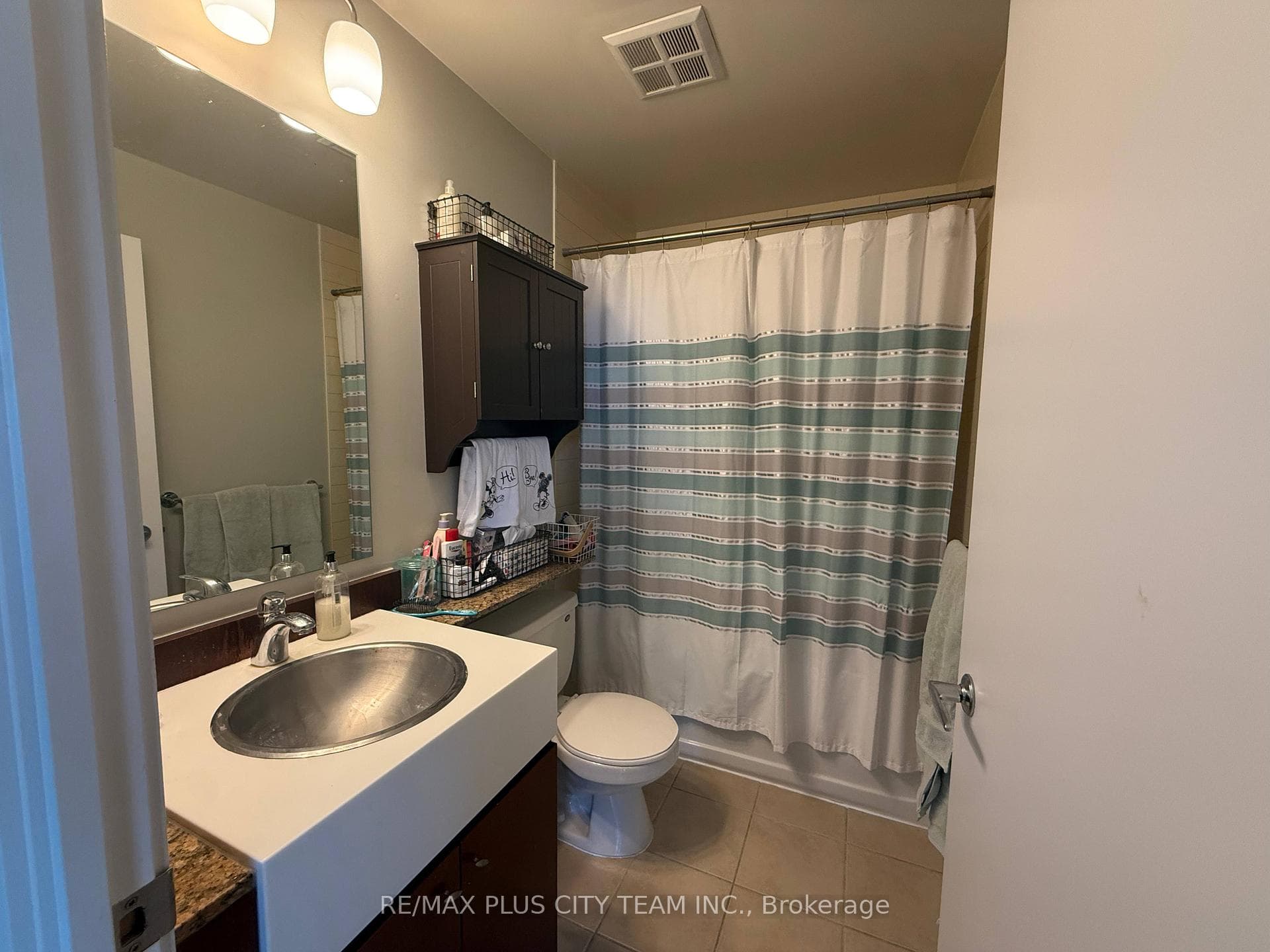 9 Spadina Avenue Unit 516 photo 15