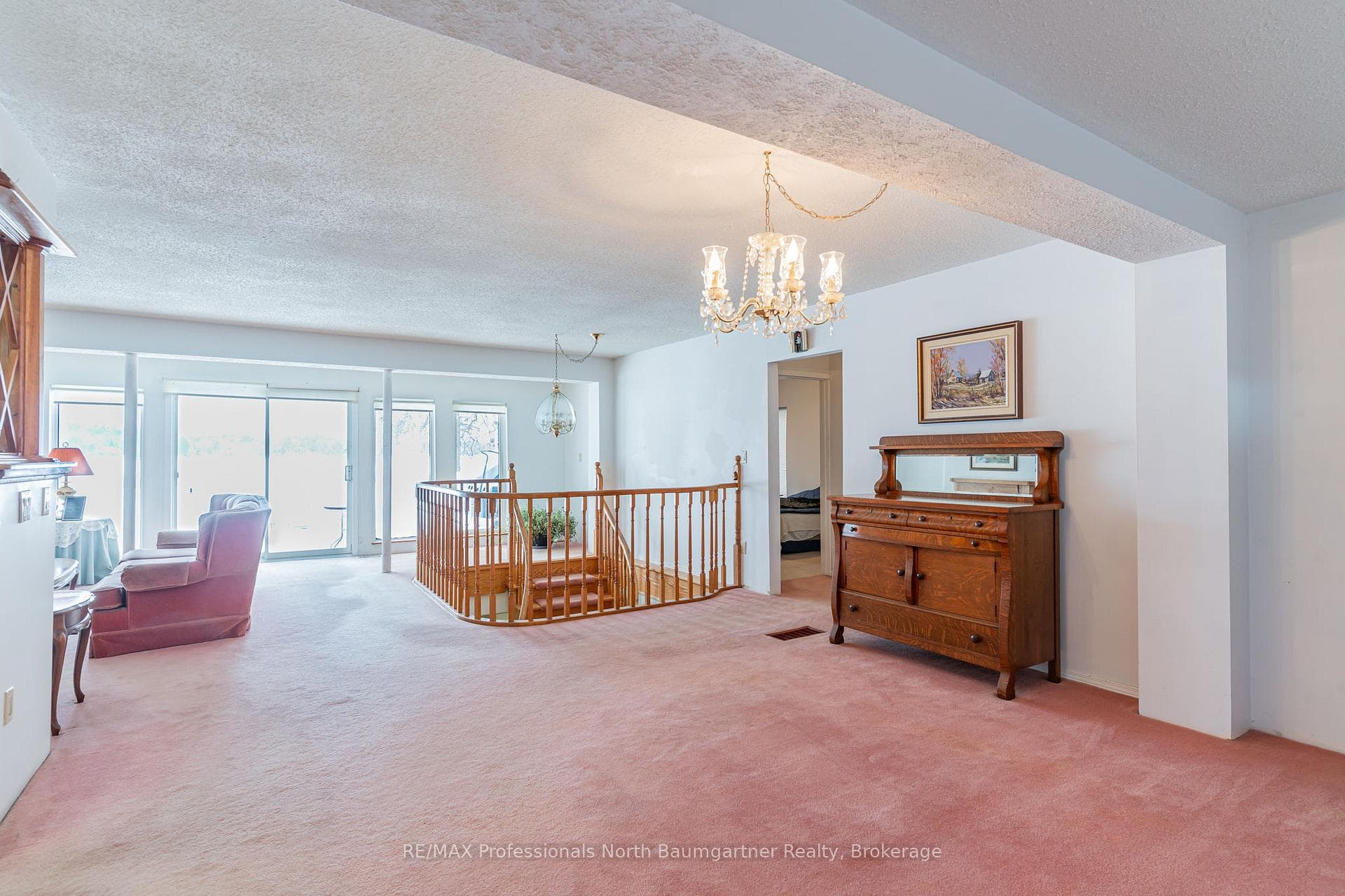 1015 Blackberry Lane photo 4