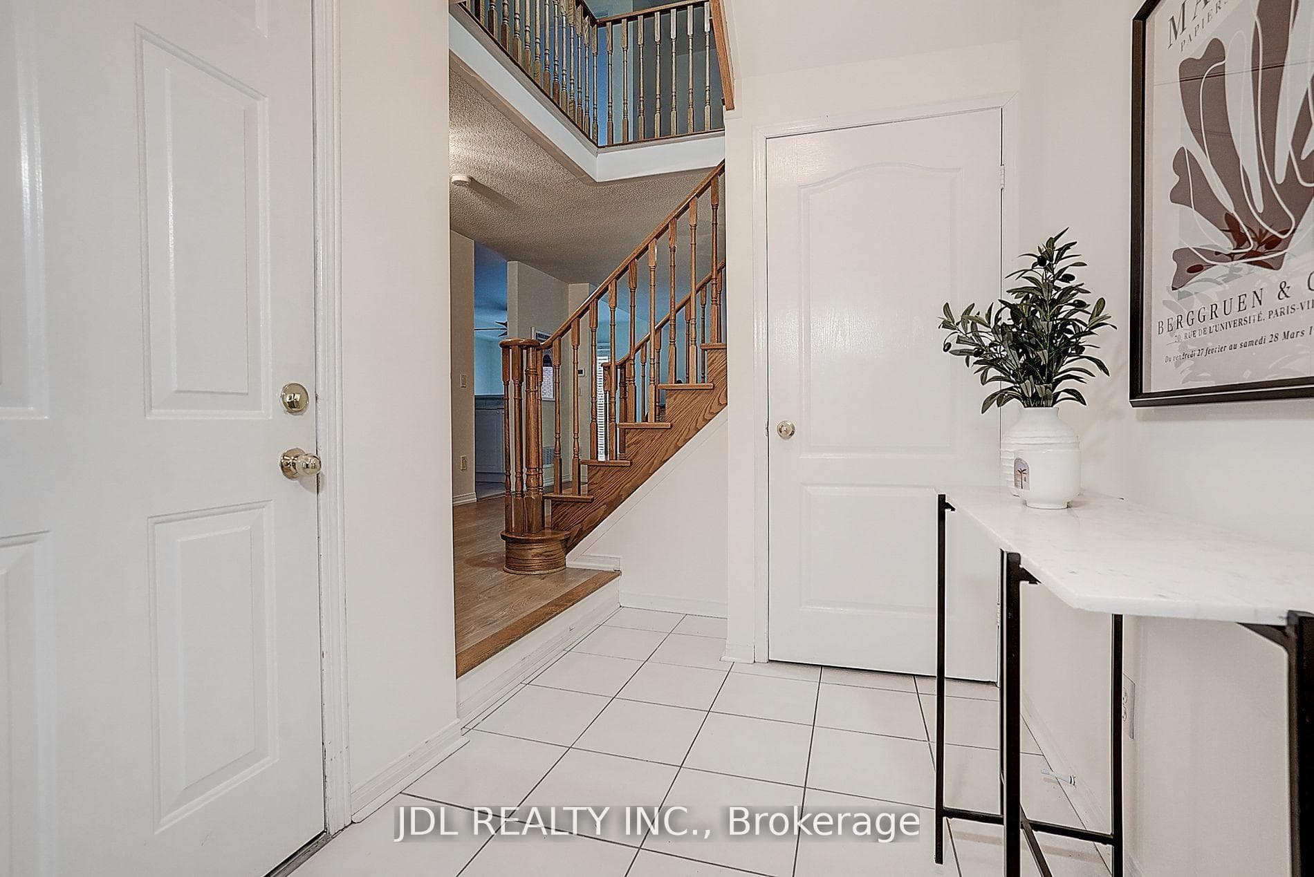 47 Millcliff Circle photo 3