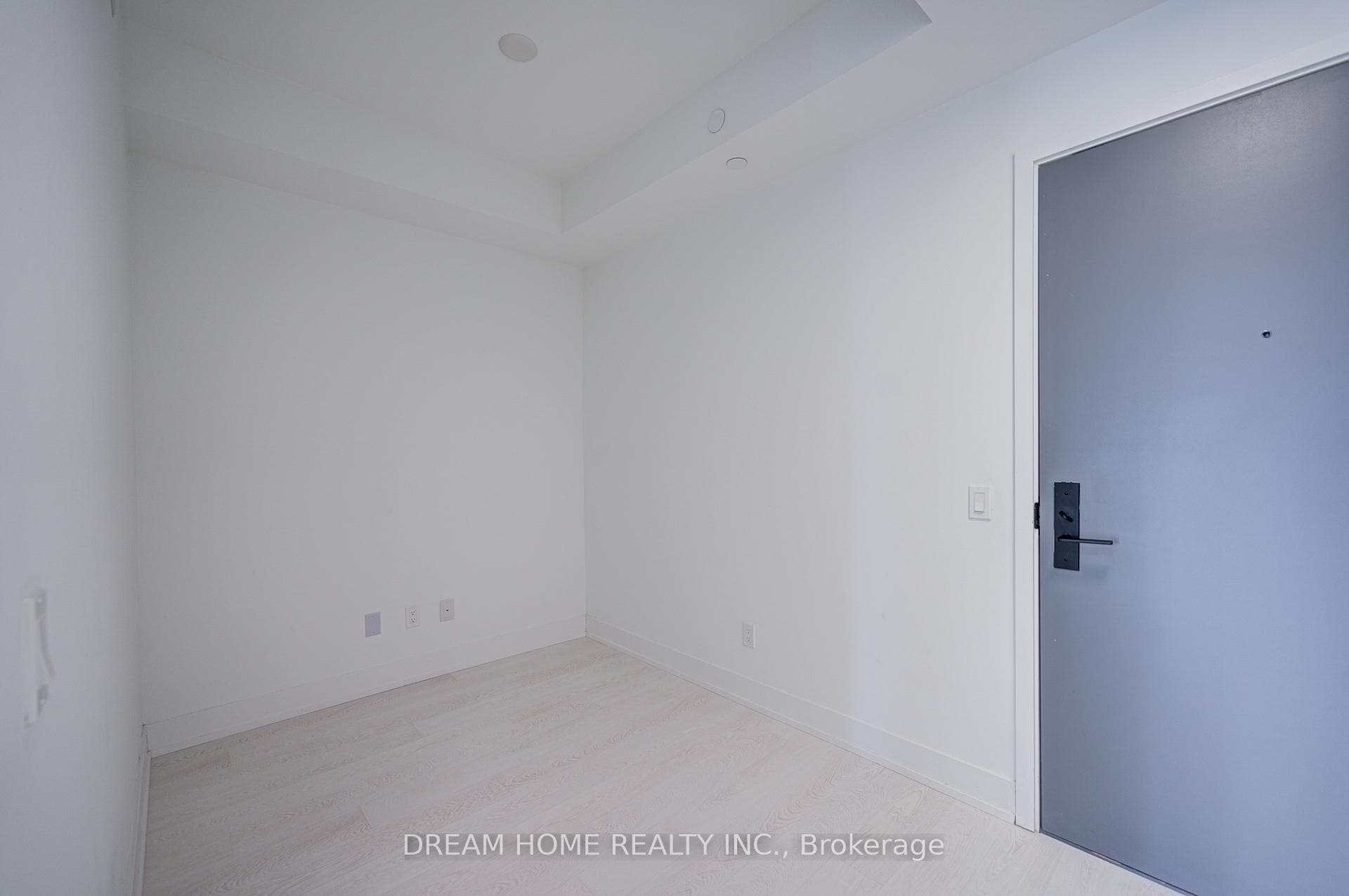 308 Jarvis Street Unit 1507 photo 9