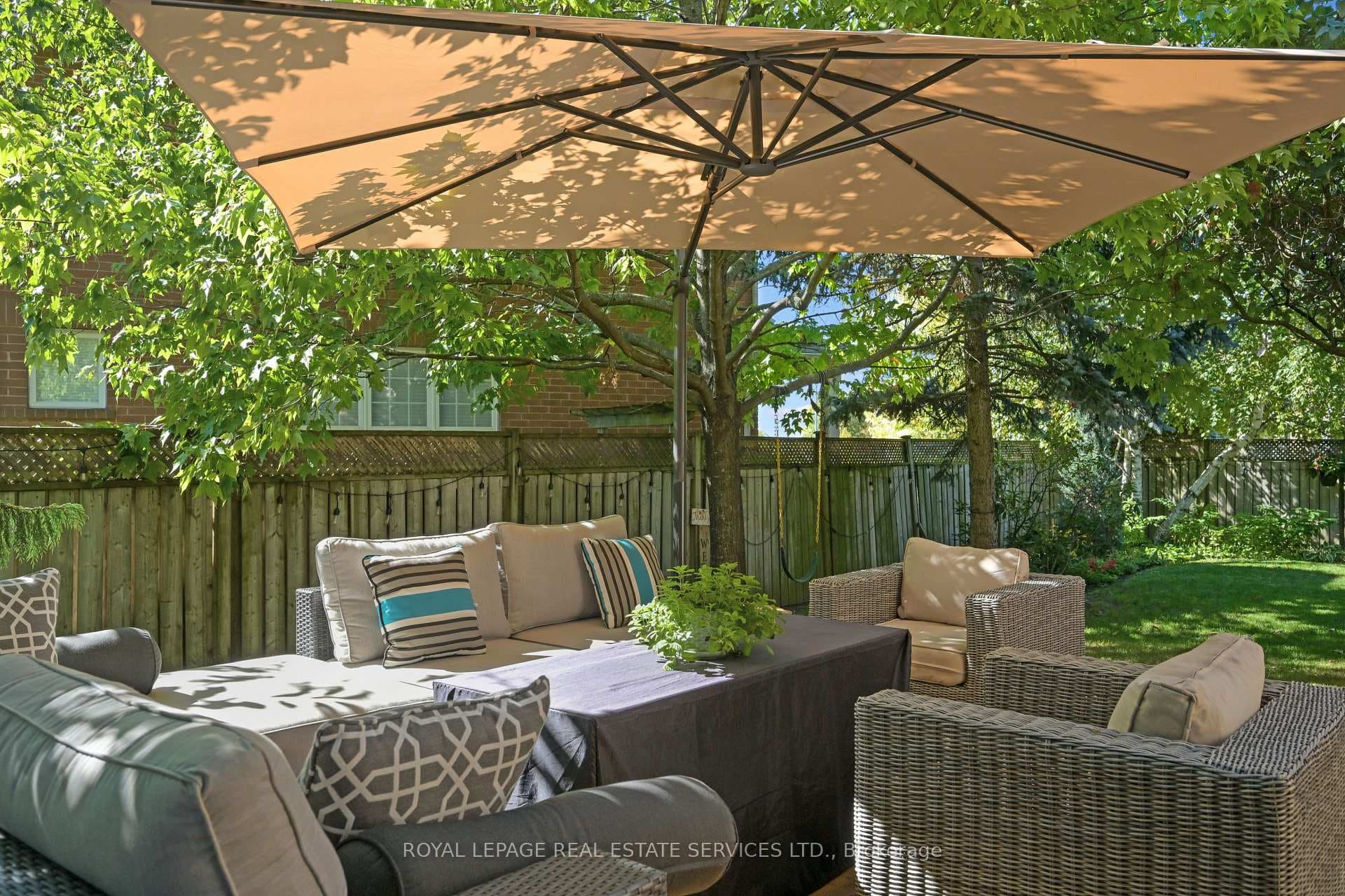 2414 Proudfoot Trail photo 42