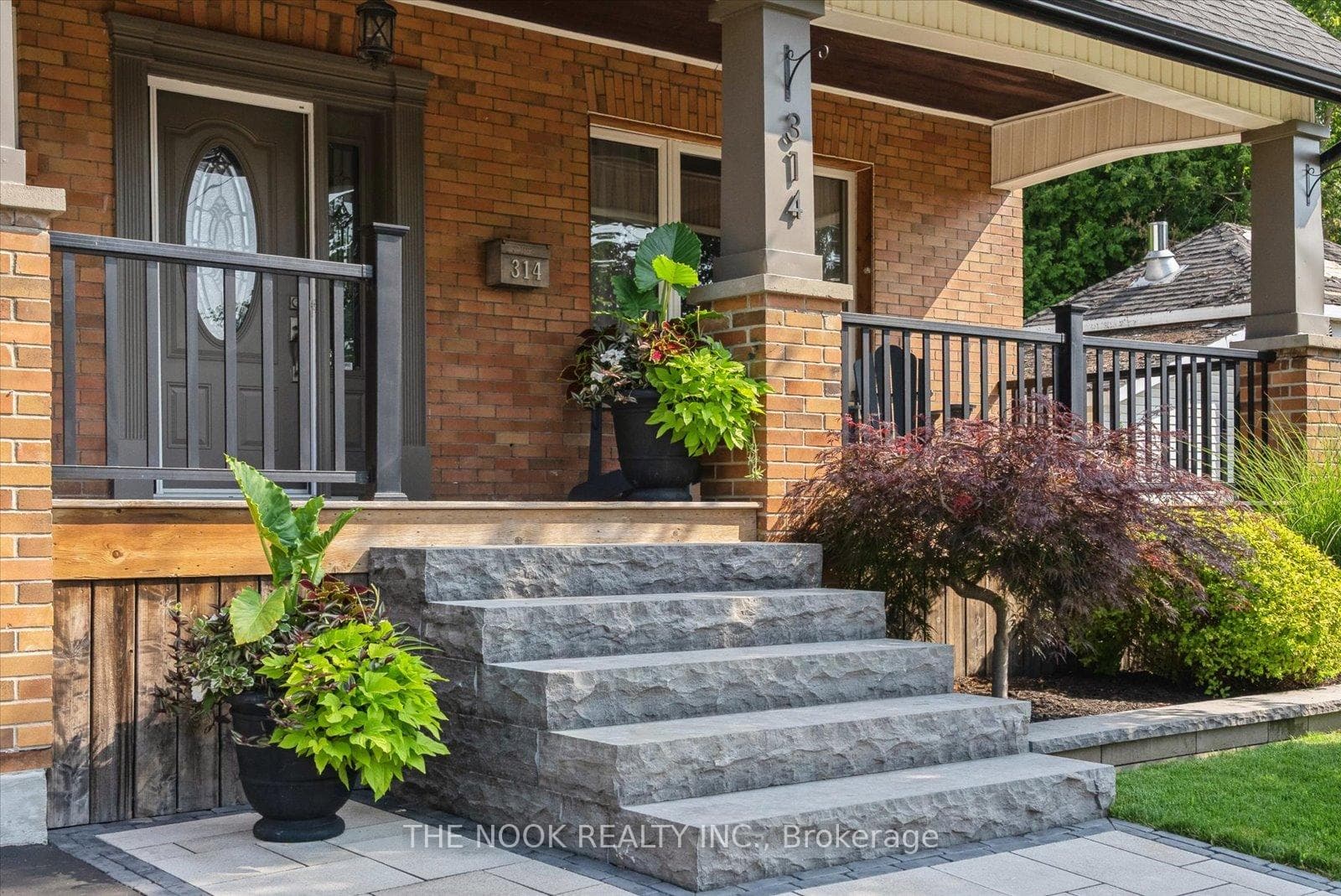 314 Richmond Street photo 3