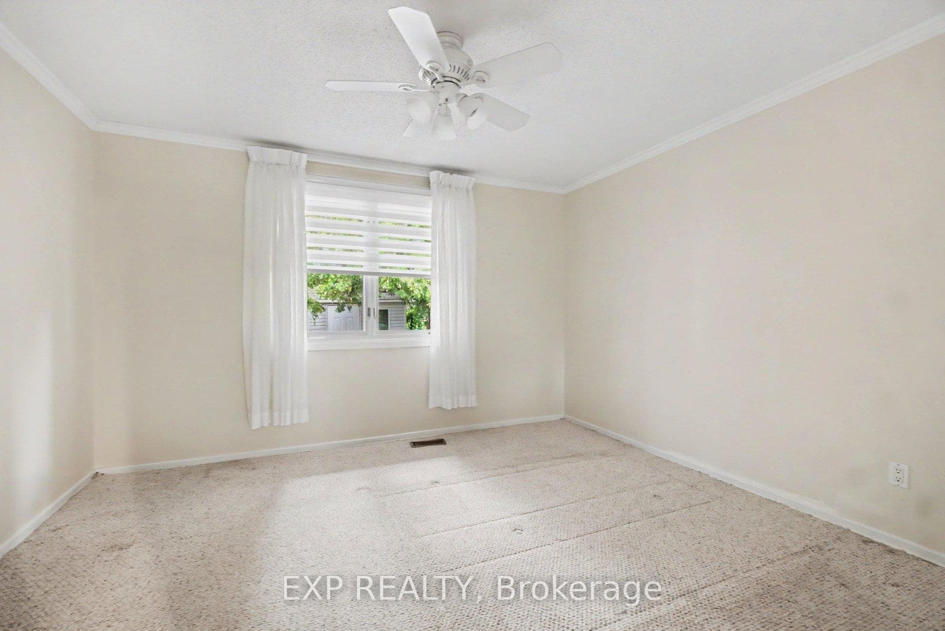 1021 Cadboro Road photo 25