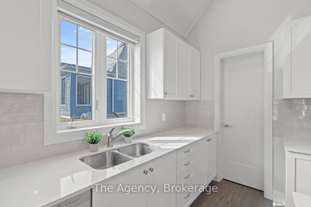 2054 Peninsula Road Unit 39 photo 15