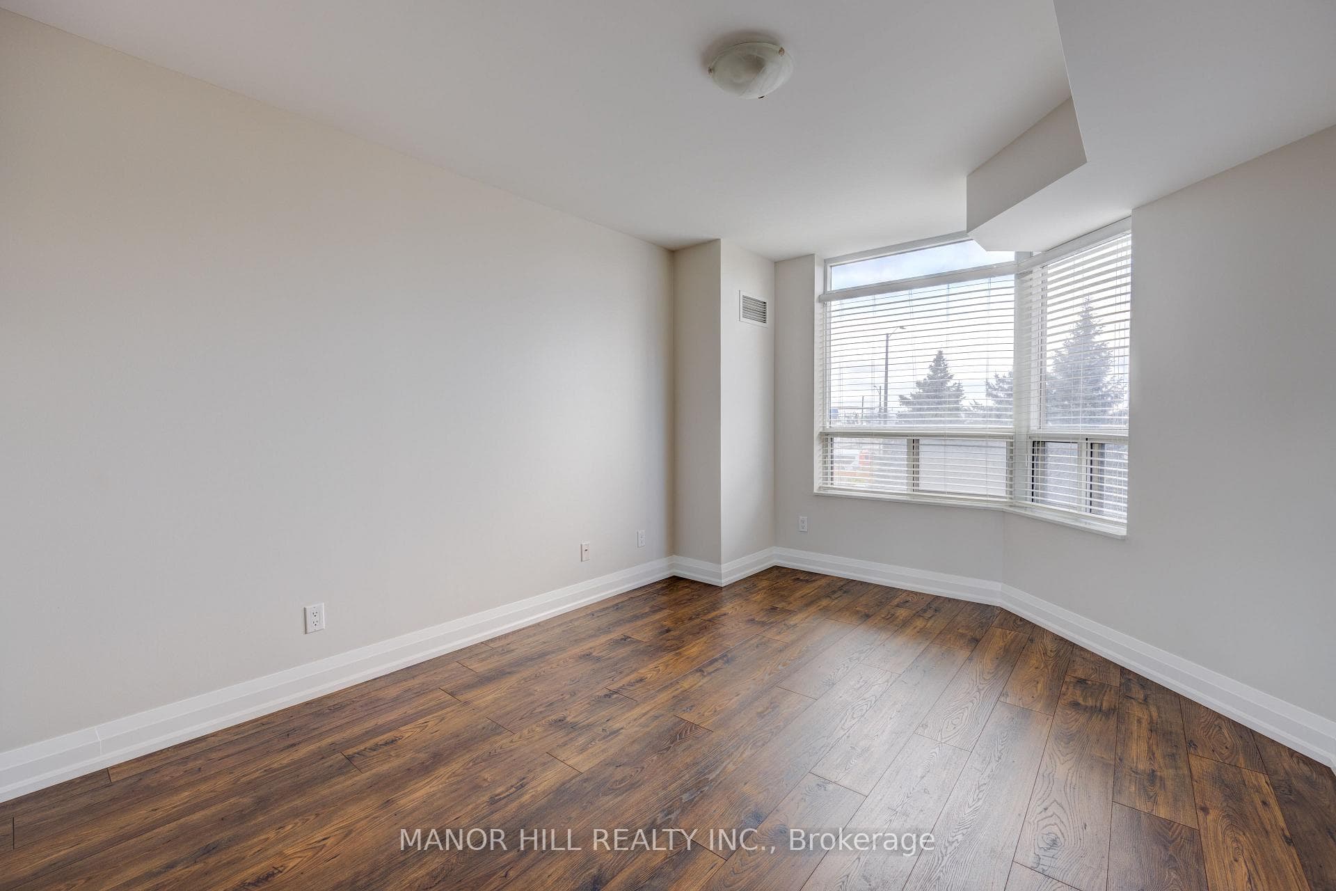 35 Kingsbridge Garden Circle Unit 308 photo 24