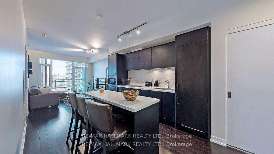 21 Widmer Street Unit 1804 photo 14