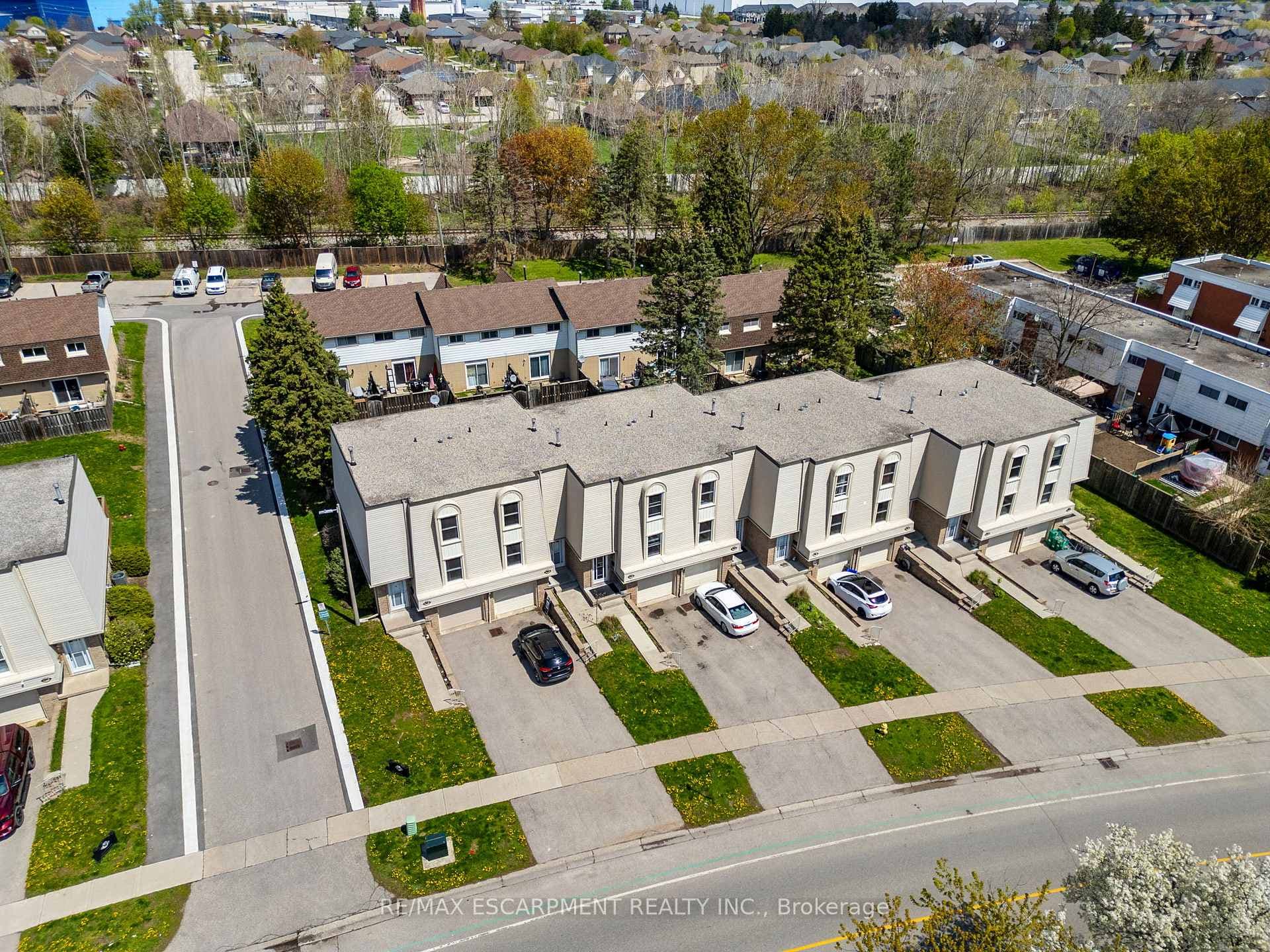 662 Grey Street Unit C photo 7