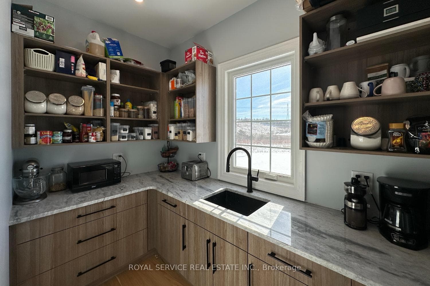 6155 Jamieson Road photo 16