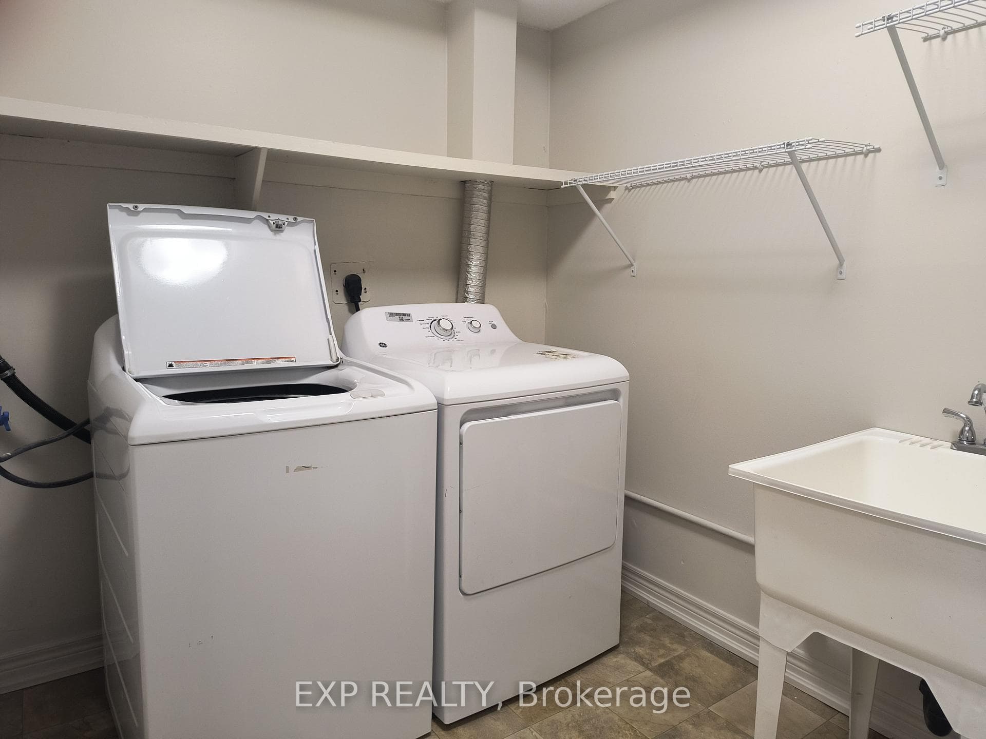 1310 Richmond Road Unit 004 photo 19