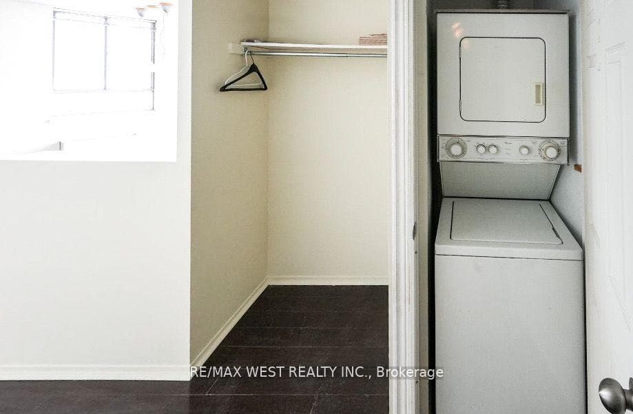 260 Queens Quay W N/A Unit 1301 photo 25