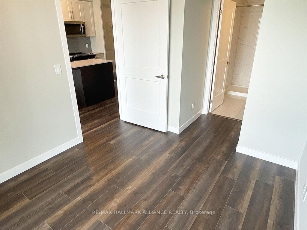 15 Queen Street Unit 1309 photo 10