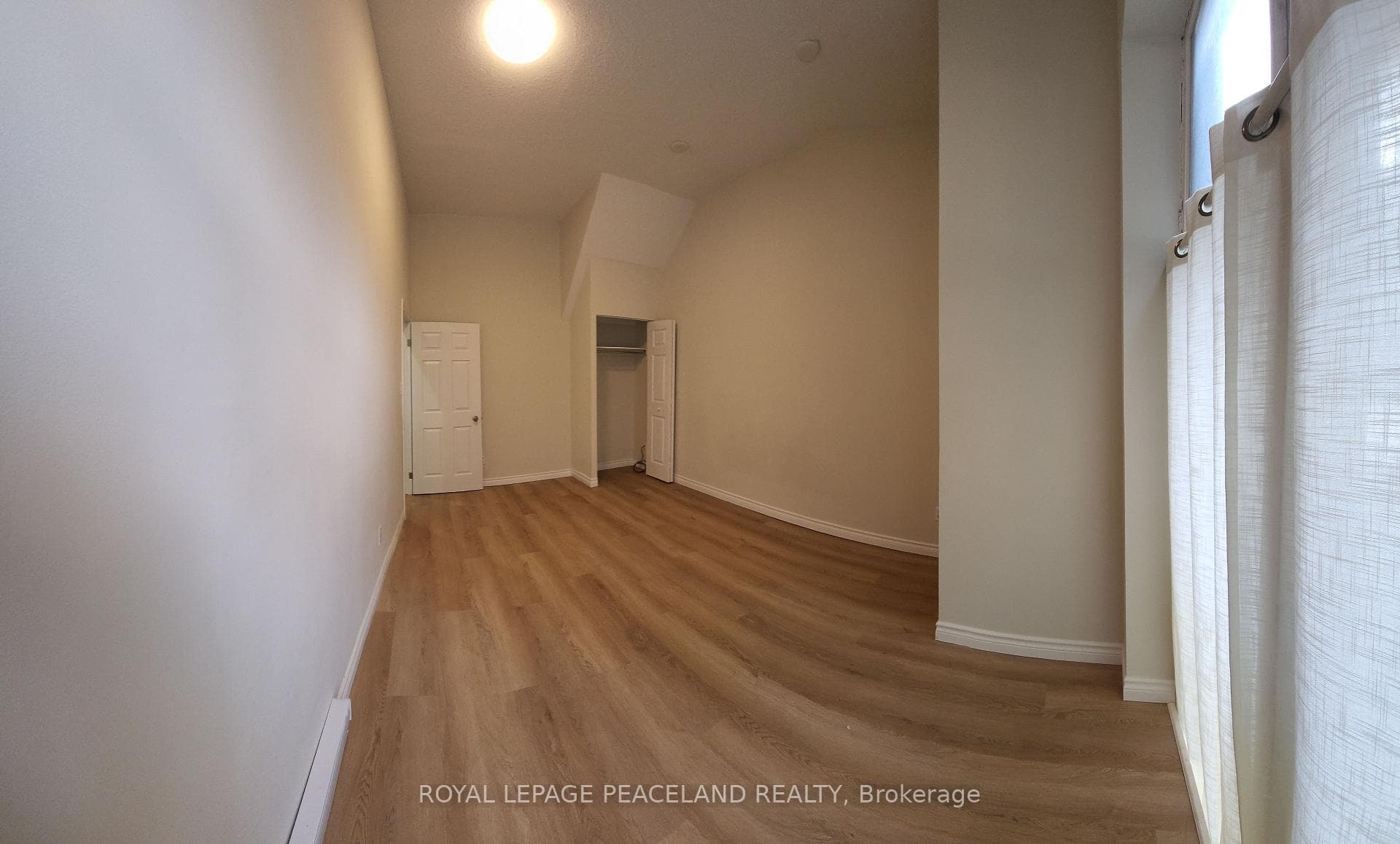 558 Spadina Crescent Unit 1 photo 4