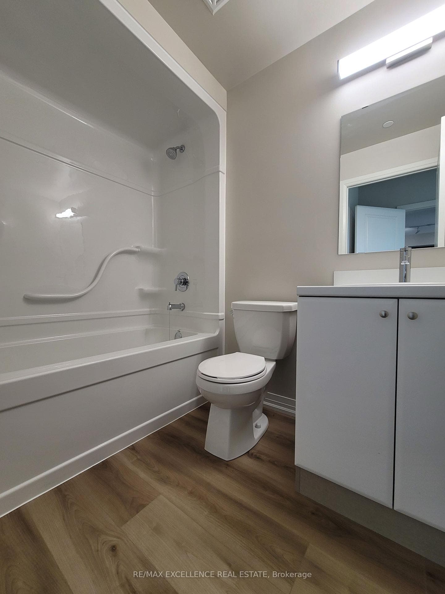 50 Herrick Avenue Unit LP34 photo 9