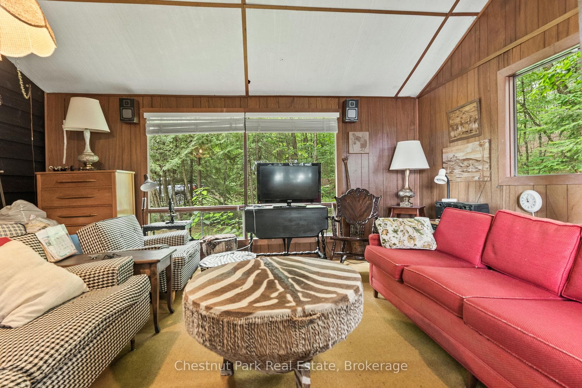5278 Kennisis Lake Road photo 9