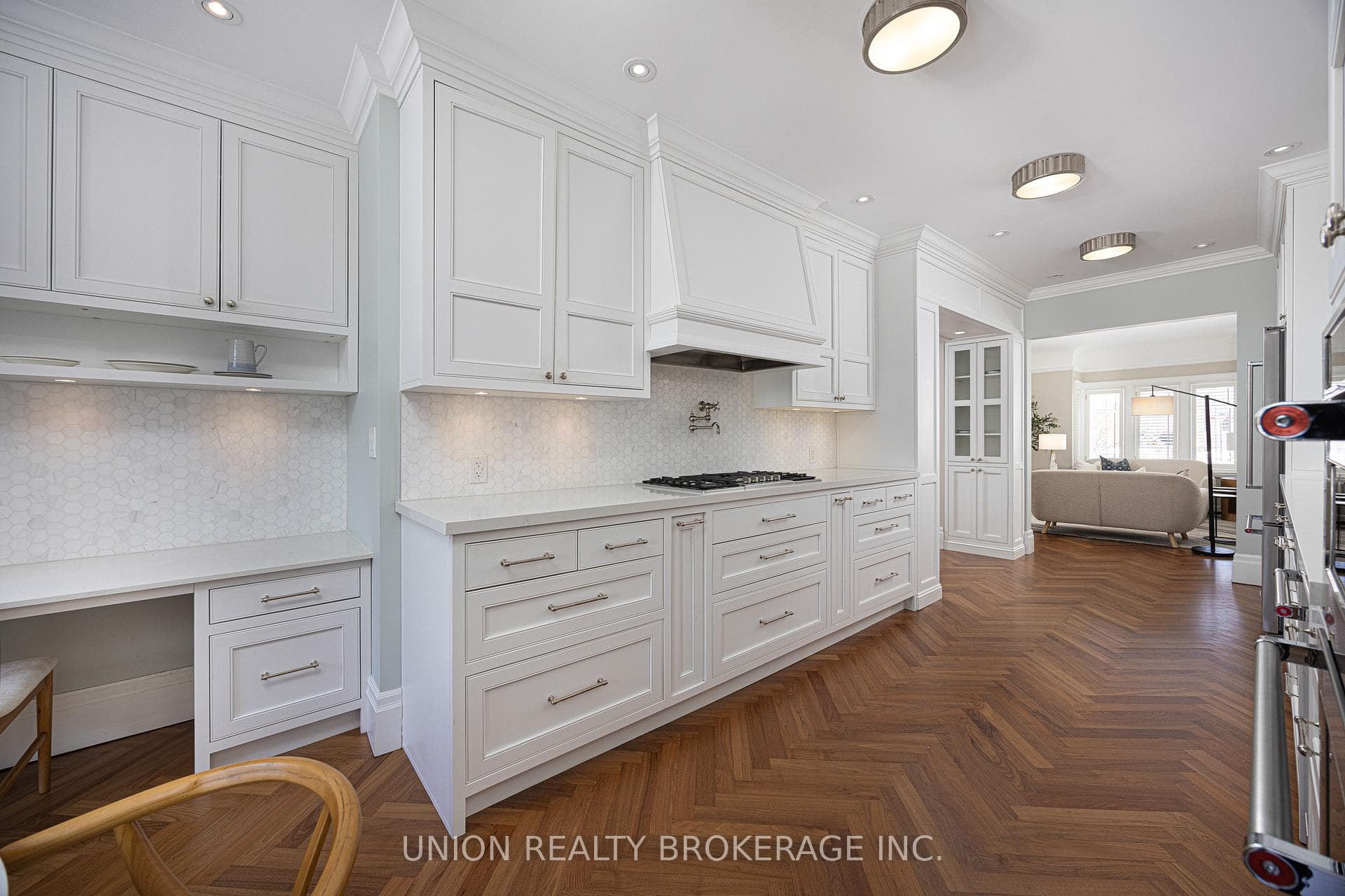 104 Victoria Park Avenue photo 10