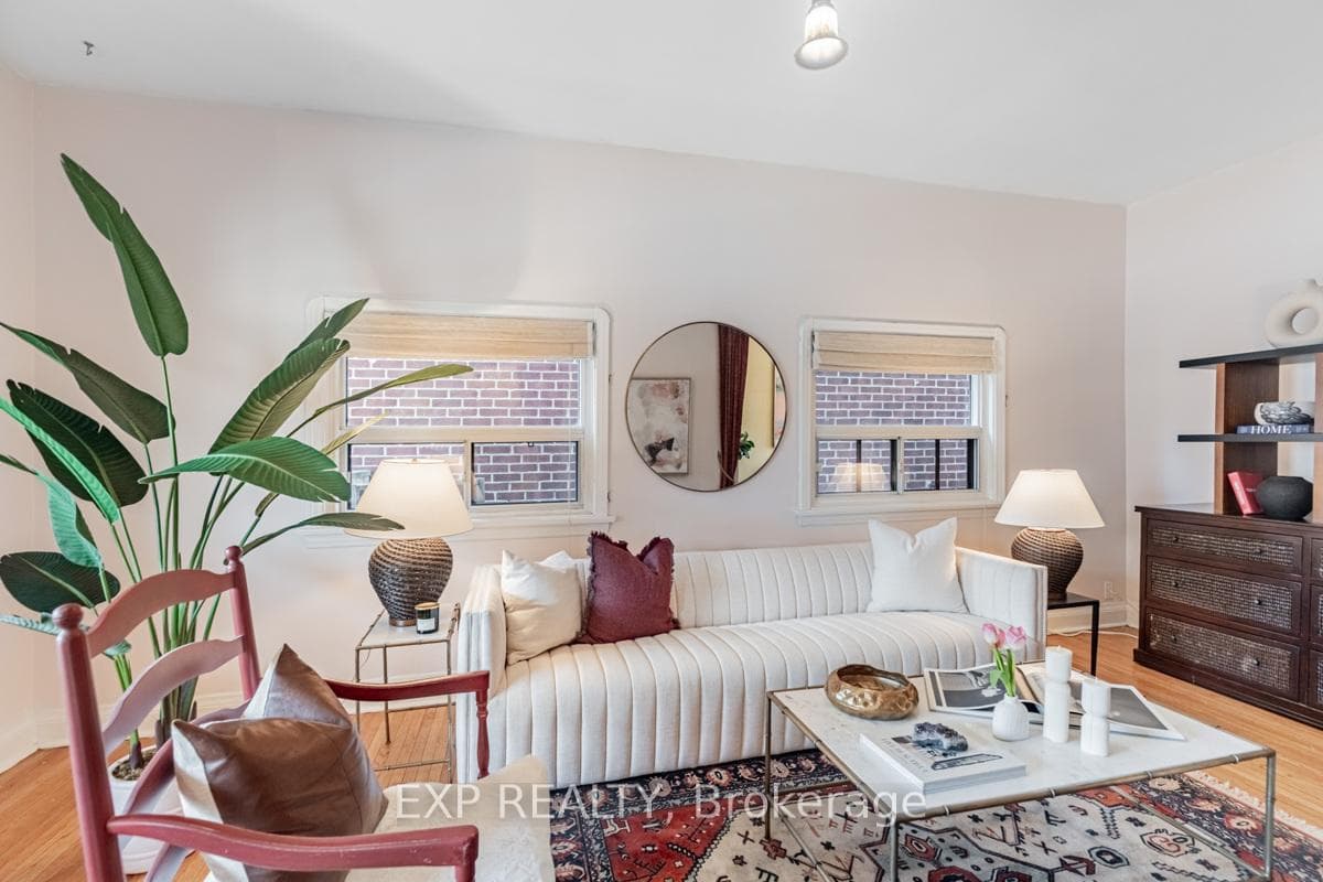 36 Arundel Avenue photo 7