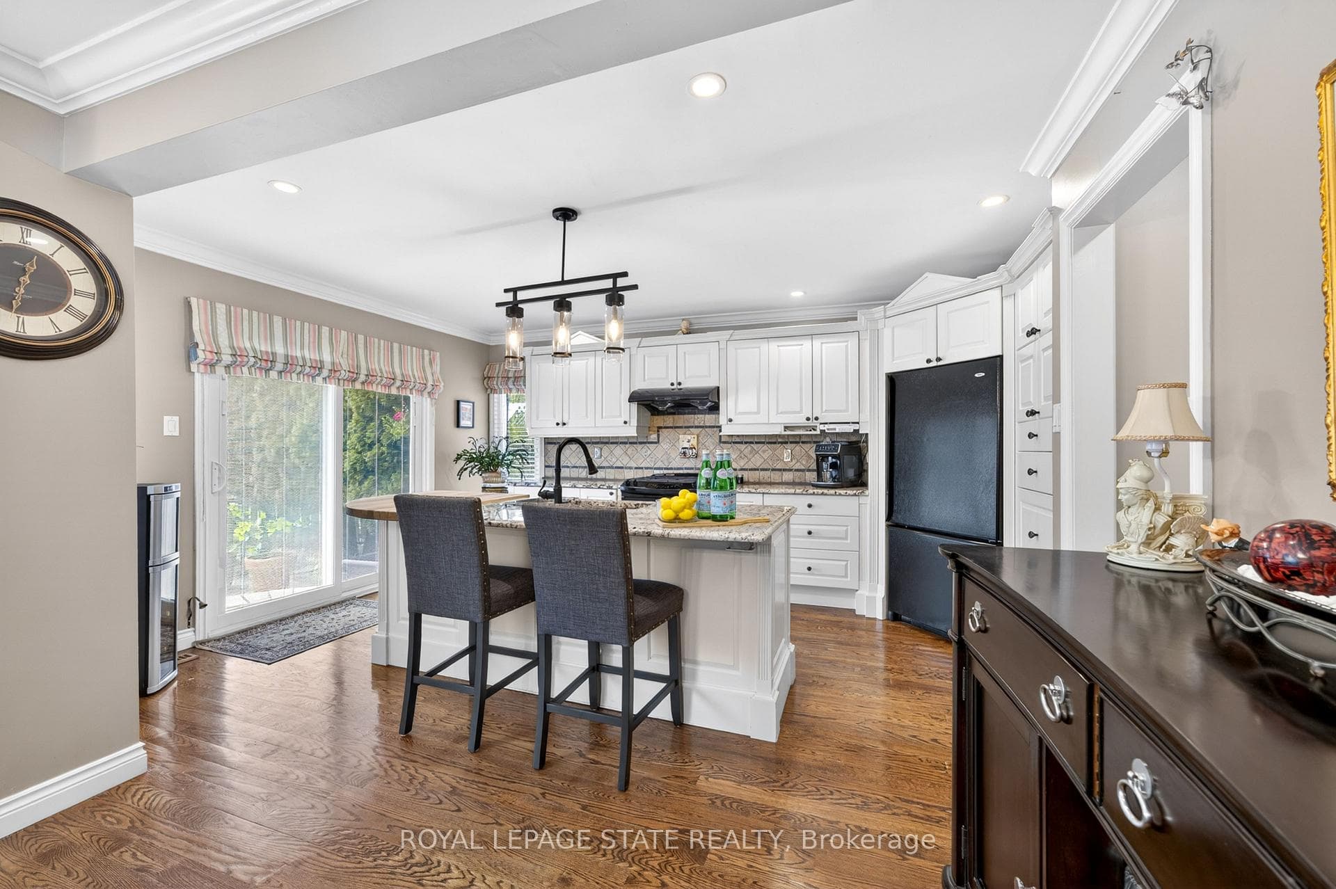 3086 Swansea Drive photo 7