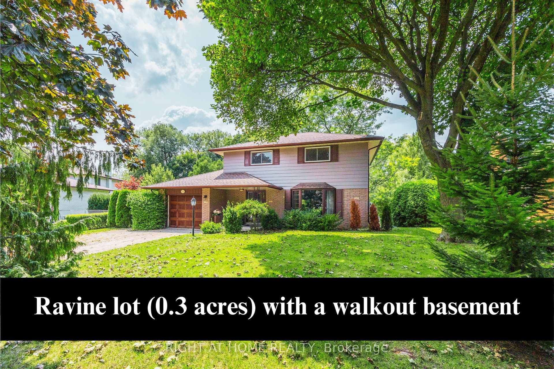 712 Tulip Court photo 1