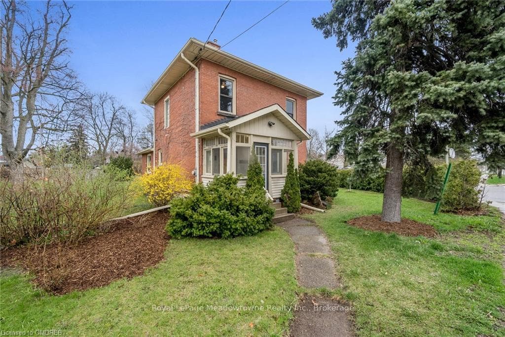 77 GUELPH Street photo 47