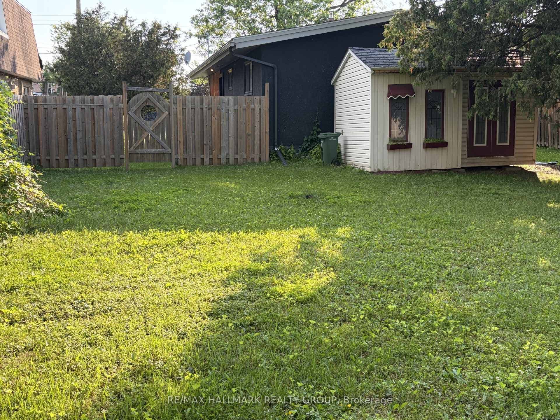 1415 Maxime Road Unit 1 photo 9