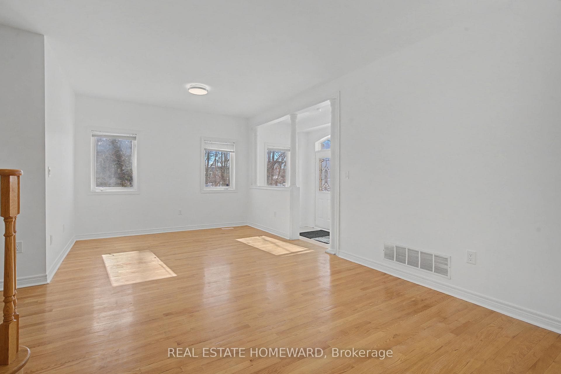173 Forestwood Street photo 7