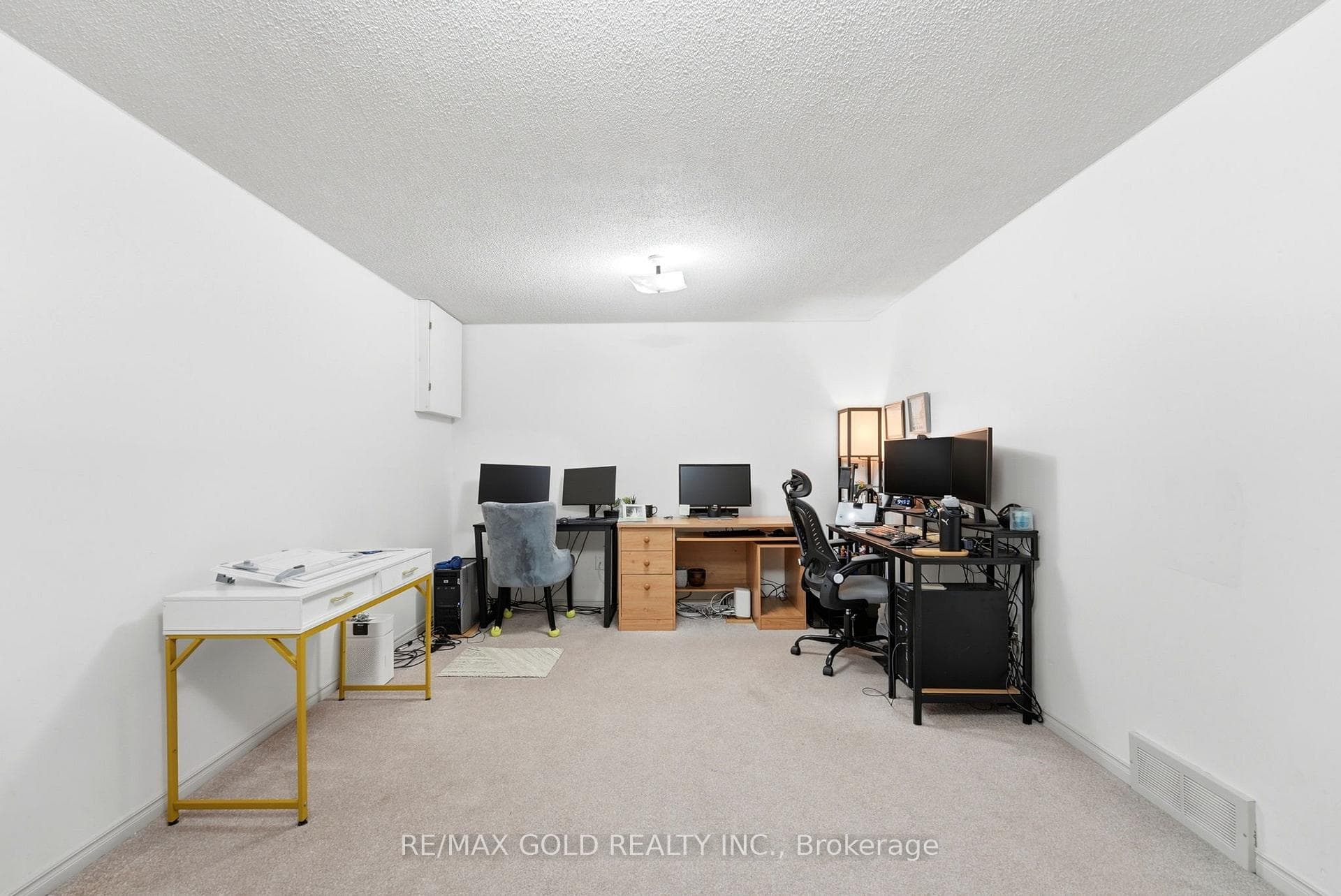 141 Condor Court Unit 70 photo 35