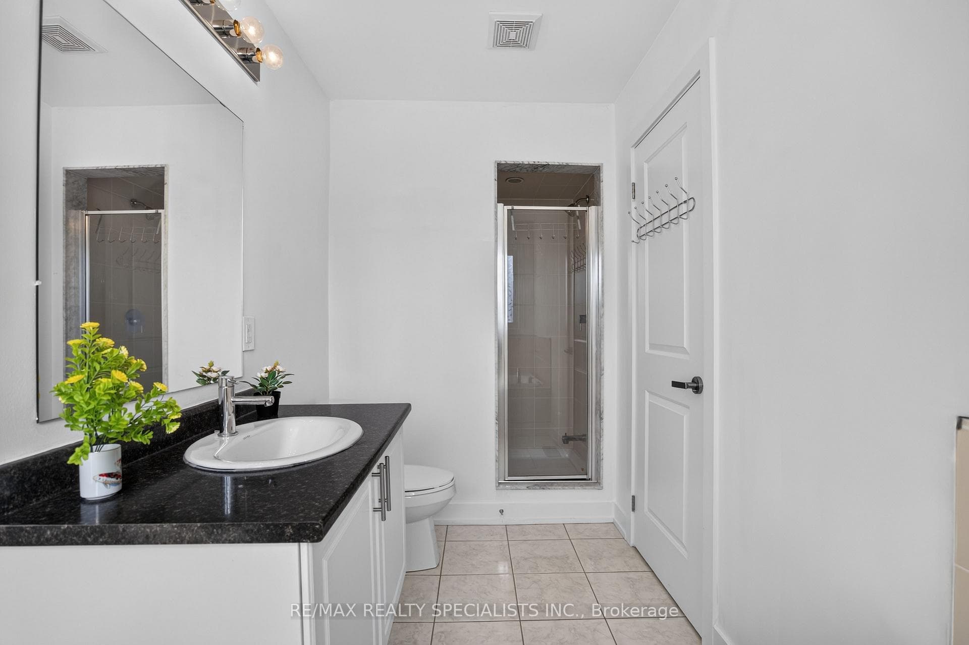 261 INSPIRE Boulevard photo 29