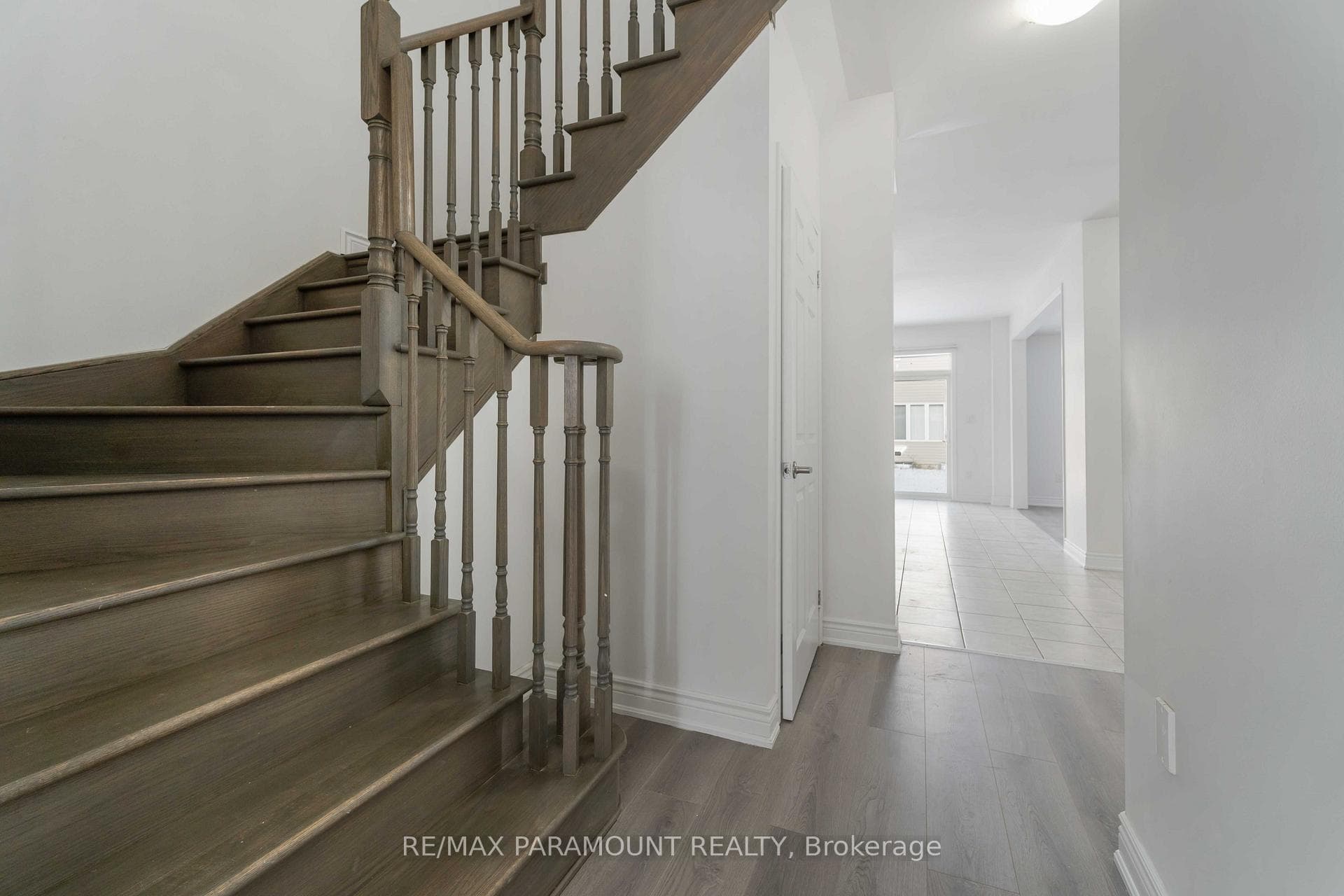 20 Vaughn Drive photo 5