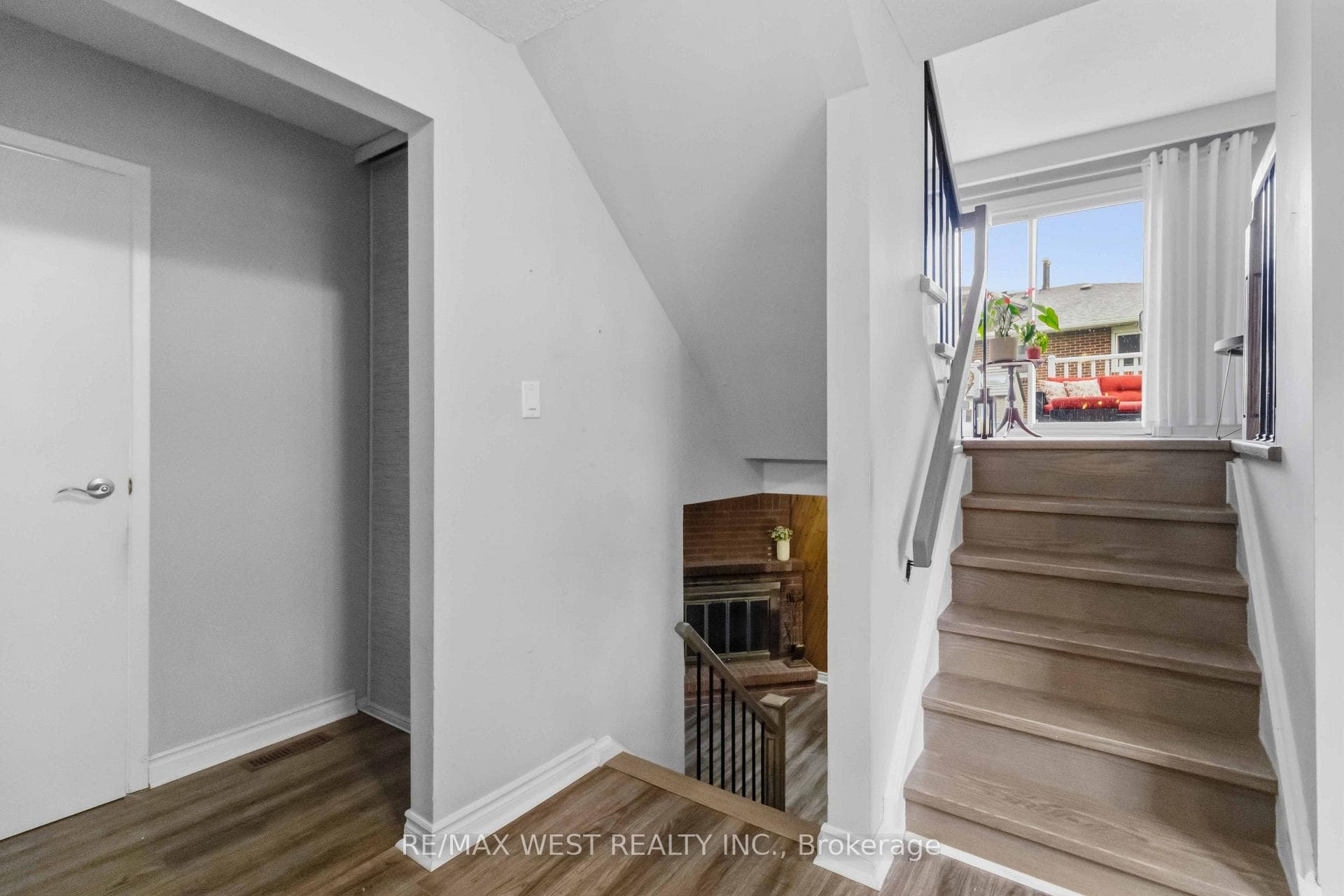 41 Winterfold Dr Drive photo 11