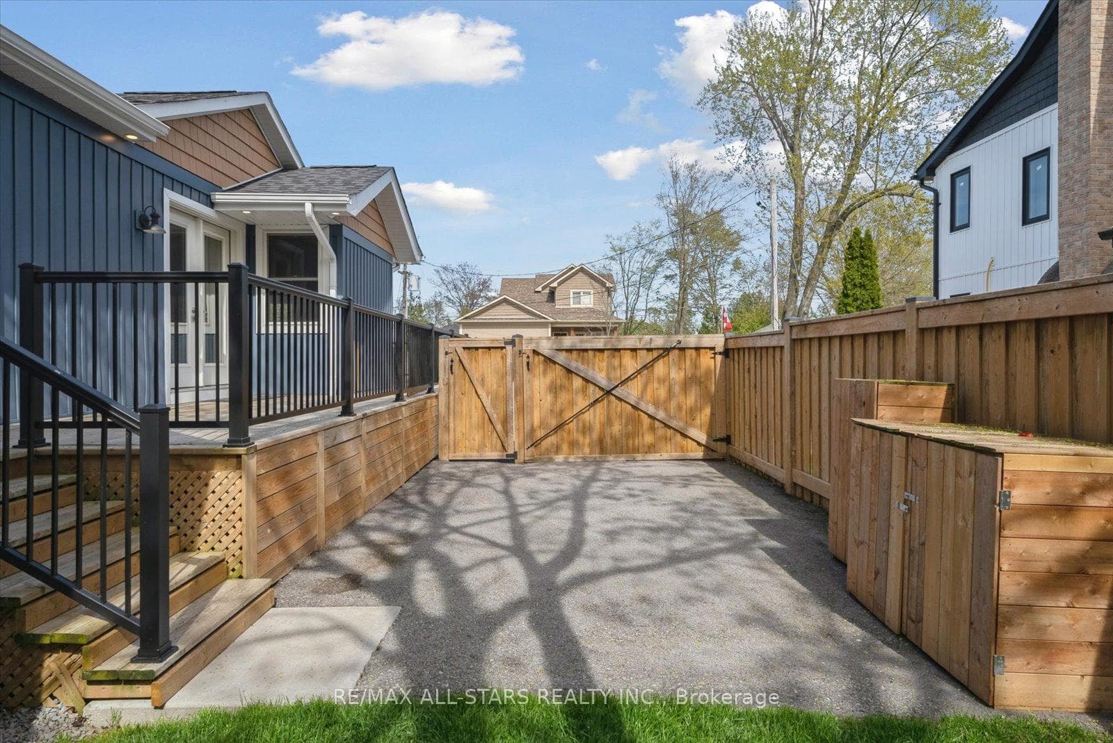 54 Franklin Beach Road photo 29