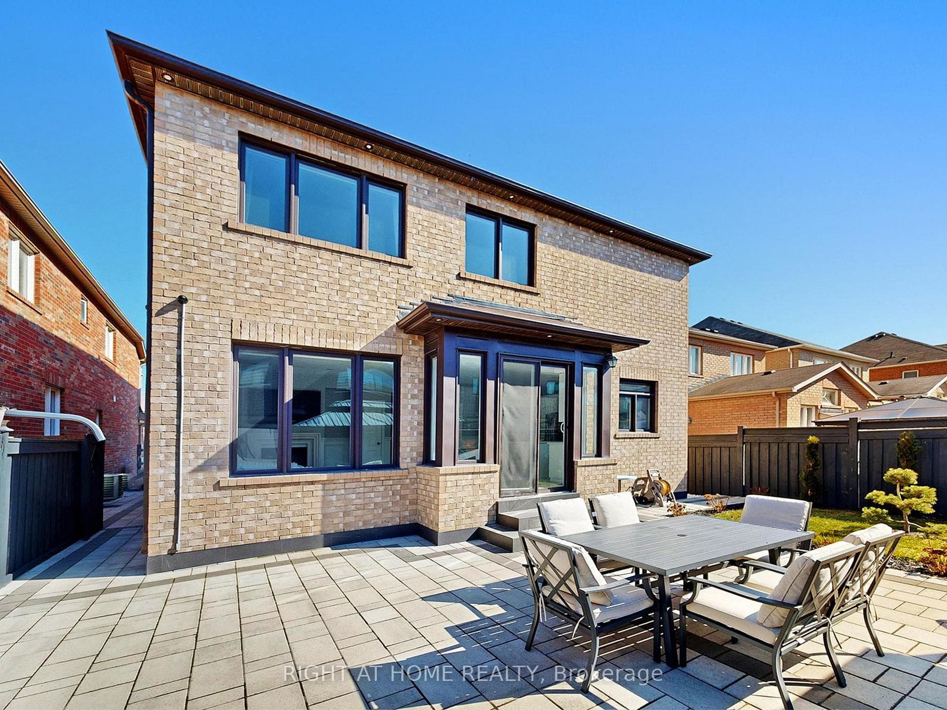 116 Summerlyn Trail photo 43