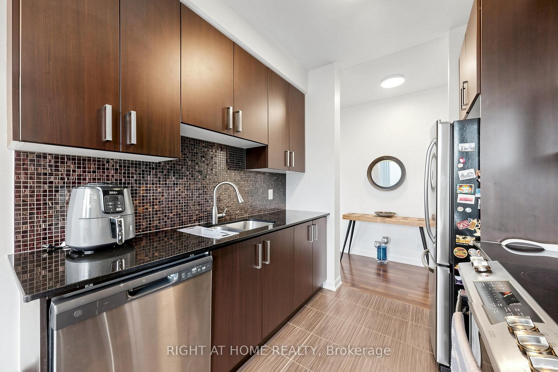 17 Anndale Drive Unit PH206 photo 11