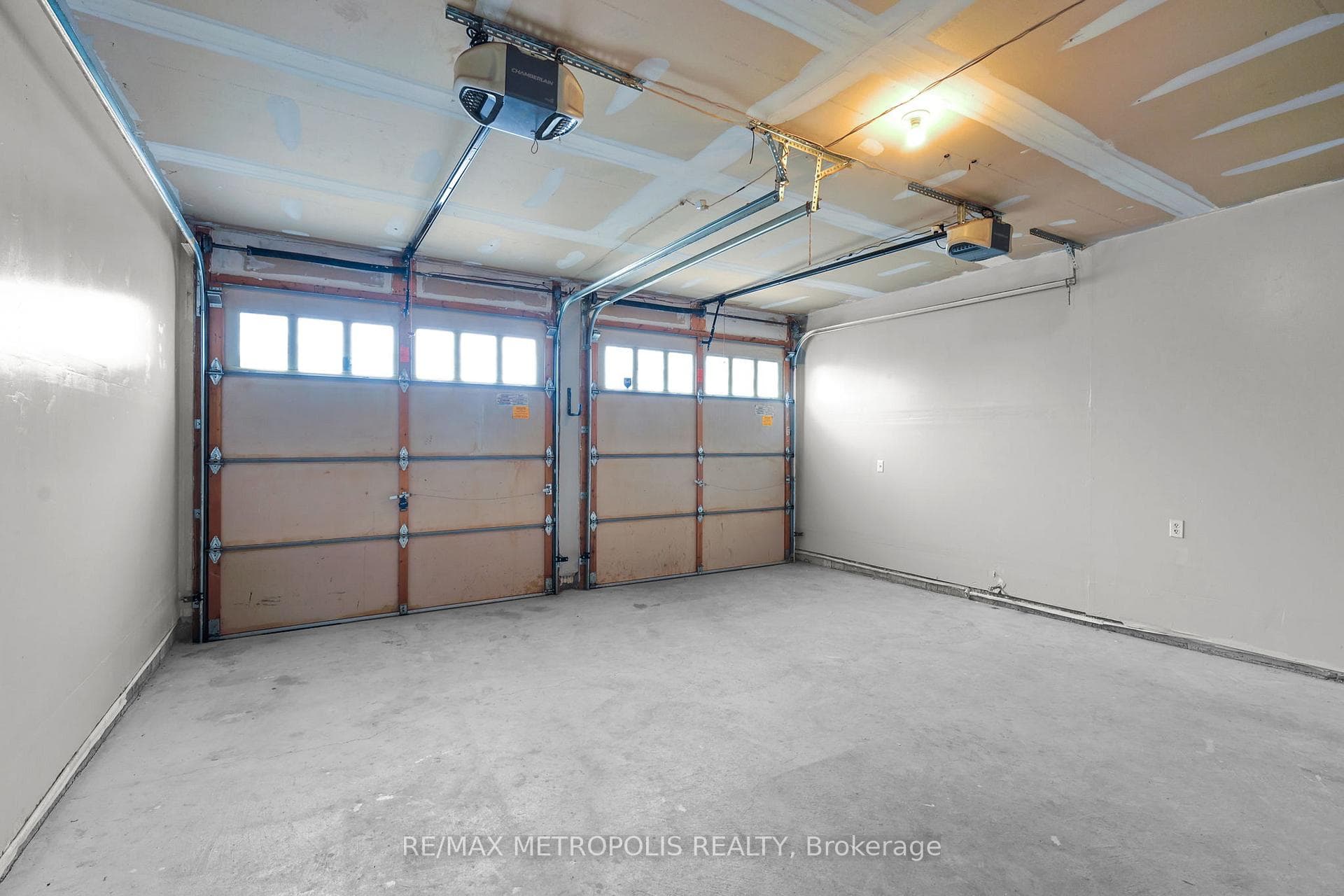161 Windfields Farm Drive photo 36