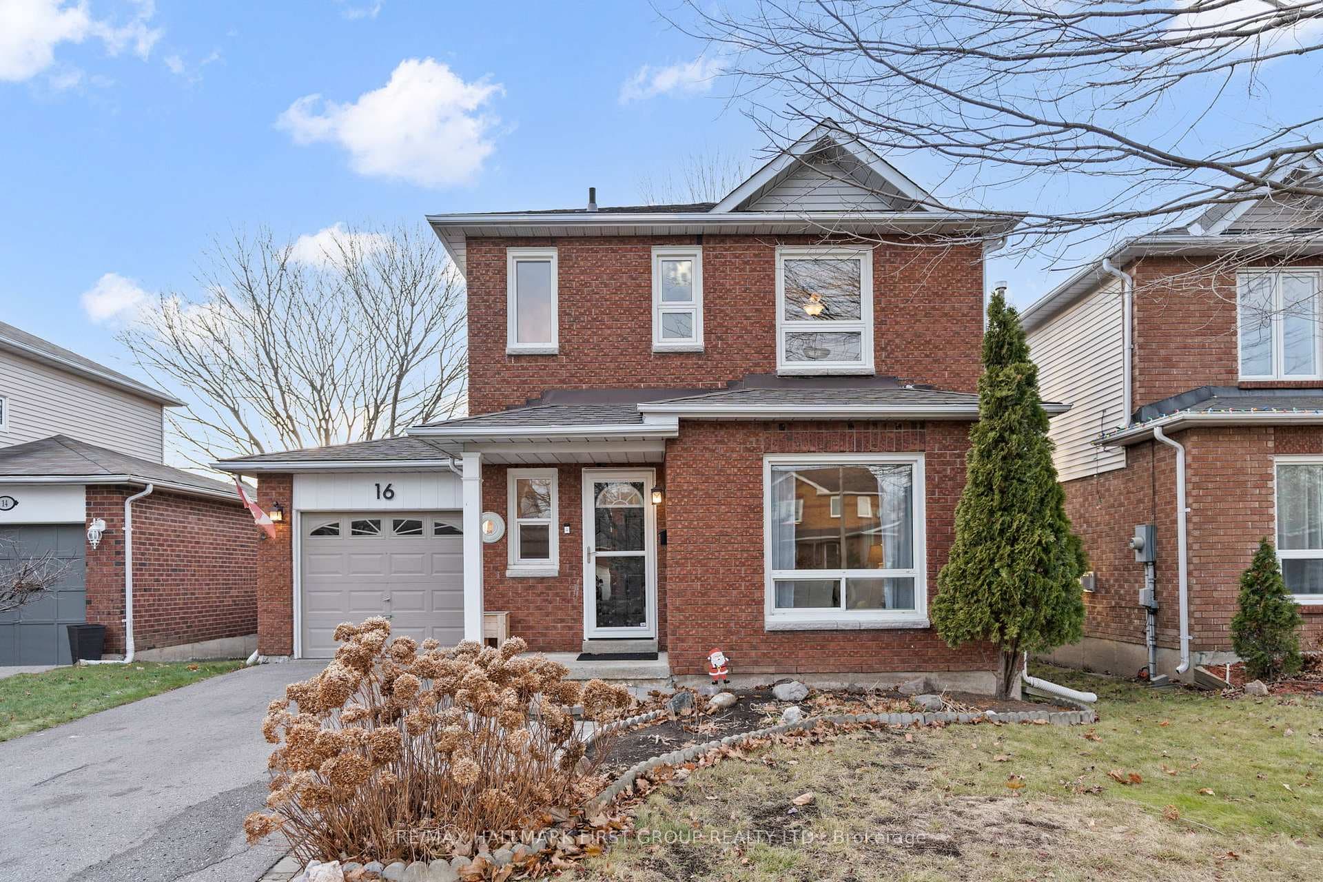 16 Rutherford Drive photo 32