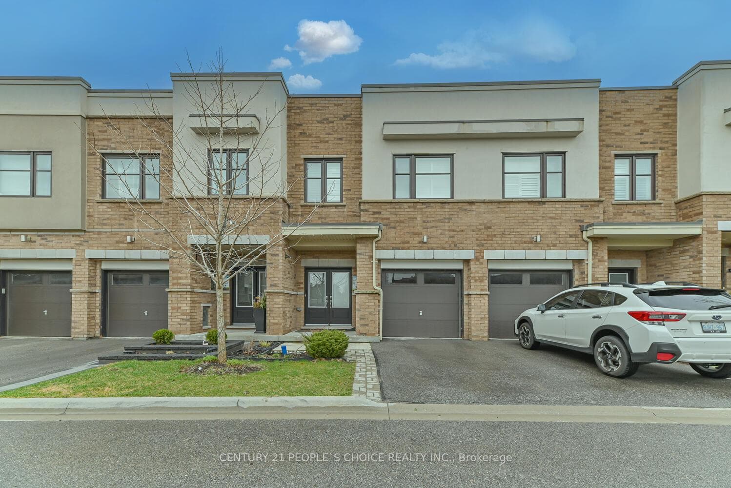 56 Jerseyville Way photo 1