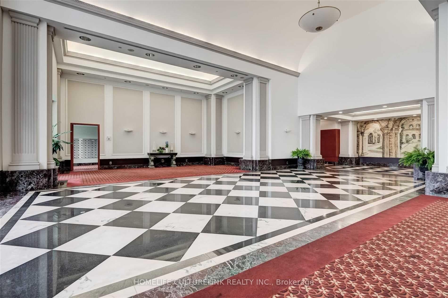11 Lee Centre Drive Unit 2106 photo 14